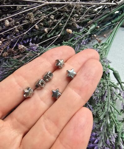 Yildiz Ortadan Delikli Celik Charm Gumus