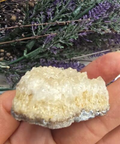 48 Gram Doğal Kayaç Kütle Kristal Kuvars Taşı