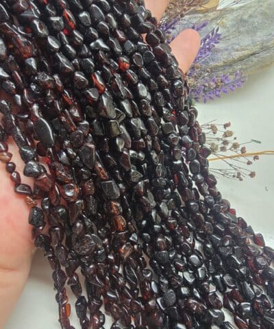 Alternative view of Vişne Renkli Çakıl Kehribar Uzun Dizi 45 CM