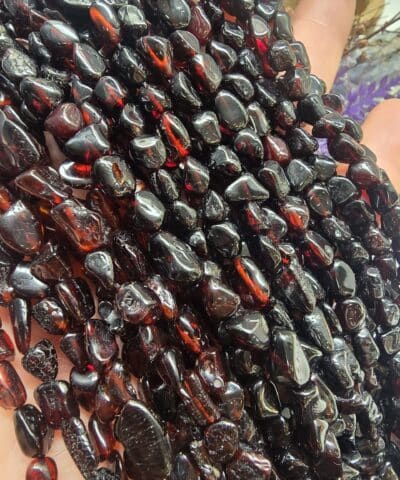 Vişne Renkli Çakıl Kehribar Uzun Dizi 45 CM