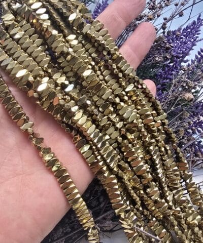 3x6 MM Kesimli Karo Hematit Taşı