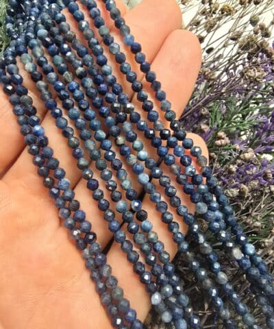 Alternative view of 3 MM AAA Faset Kyanit Doğal Taş Dizi