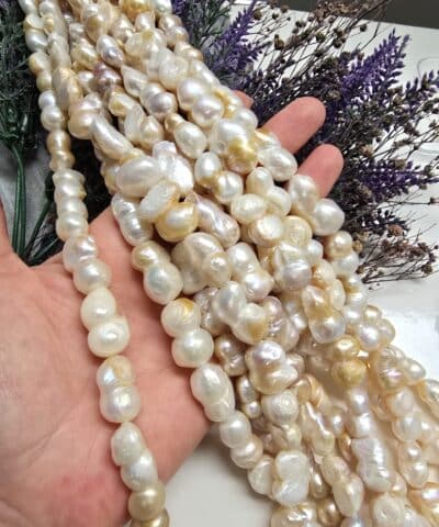 Alternative view of 12-13 MM İkiz Ezik Sedef Barok Tatlı Su İncisi