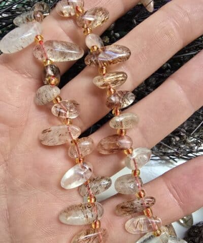 10-14 MM Amorf Damla Strawberry Kuvars Taşı