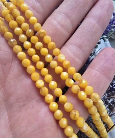 4 MM Faset Kesim Renkli Sedef Taşları - 504