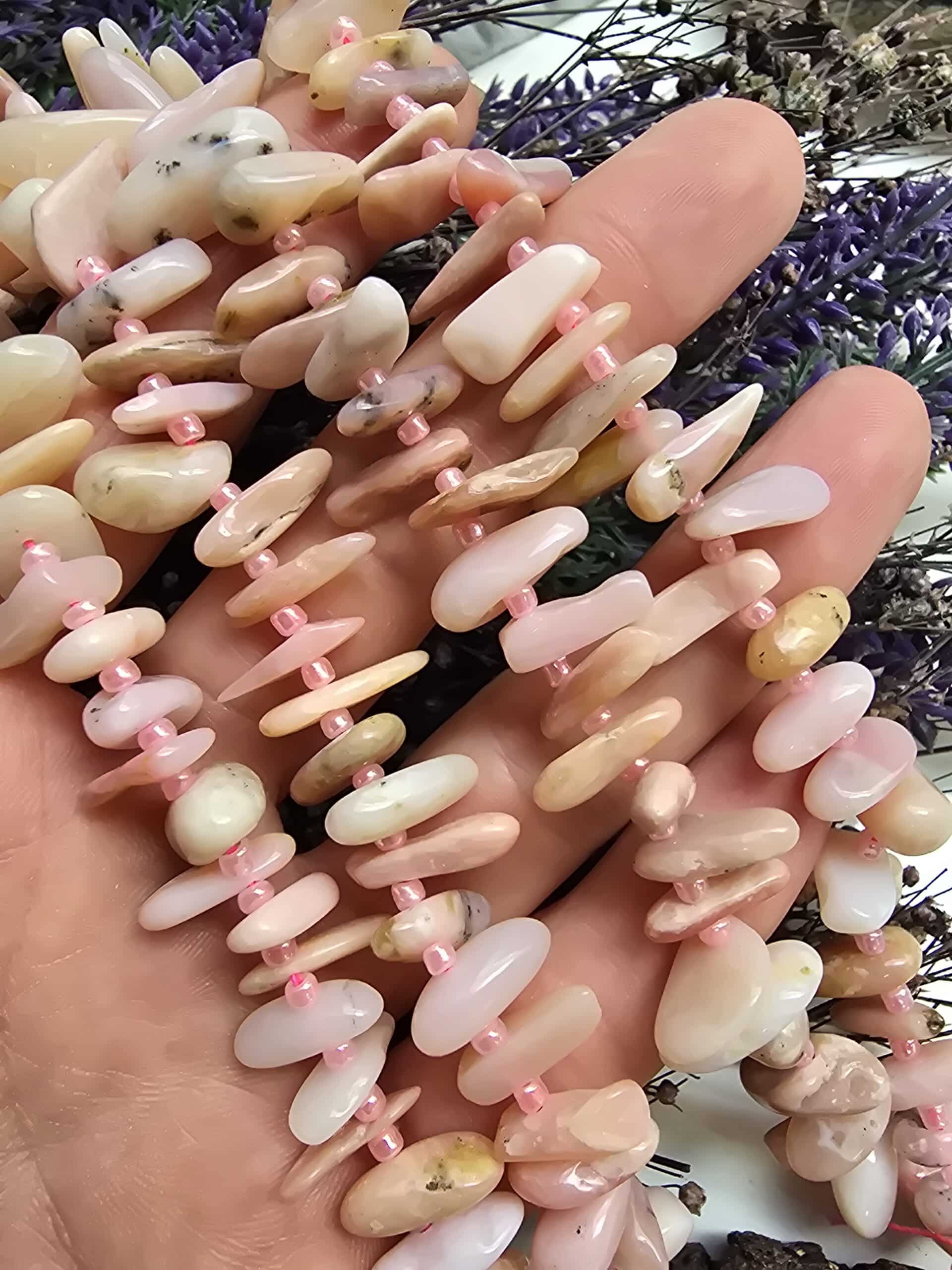 10-14 MM Amorf Damla Pembe Opal Taşı