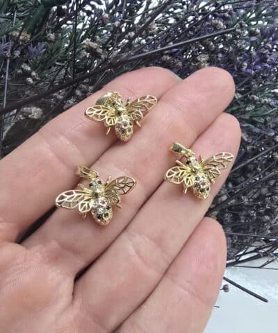 Arı Zirkon Taşlı Charm