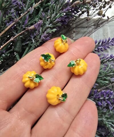 Bal Kabak Mineli 3 Boyutlu Charm