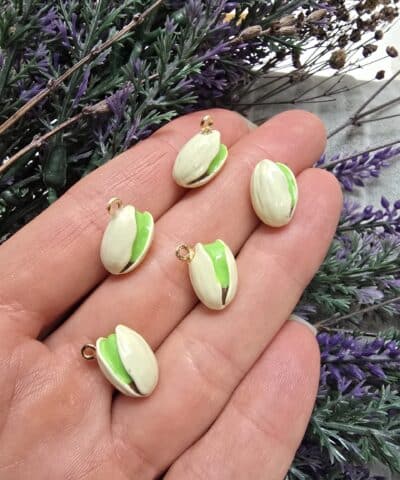 Çam Fıstığı Mineli 3 Boyutlu Charm