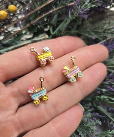 Bebek Arabası Mineli 3 Boyutlu Charm