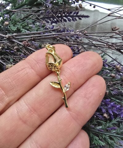 Gül Çiçek Şekilli Charm