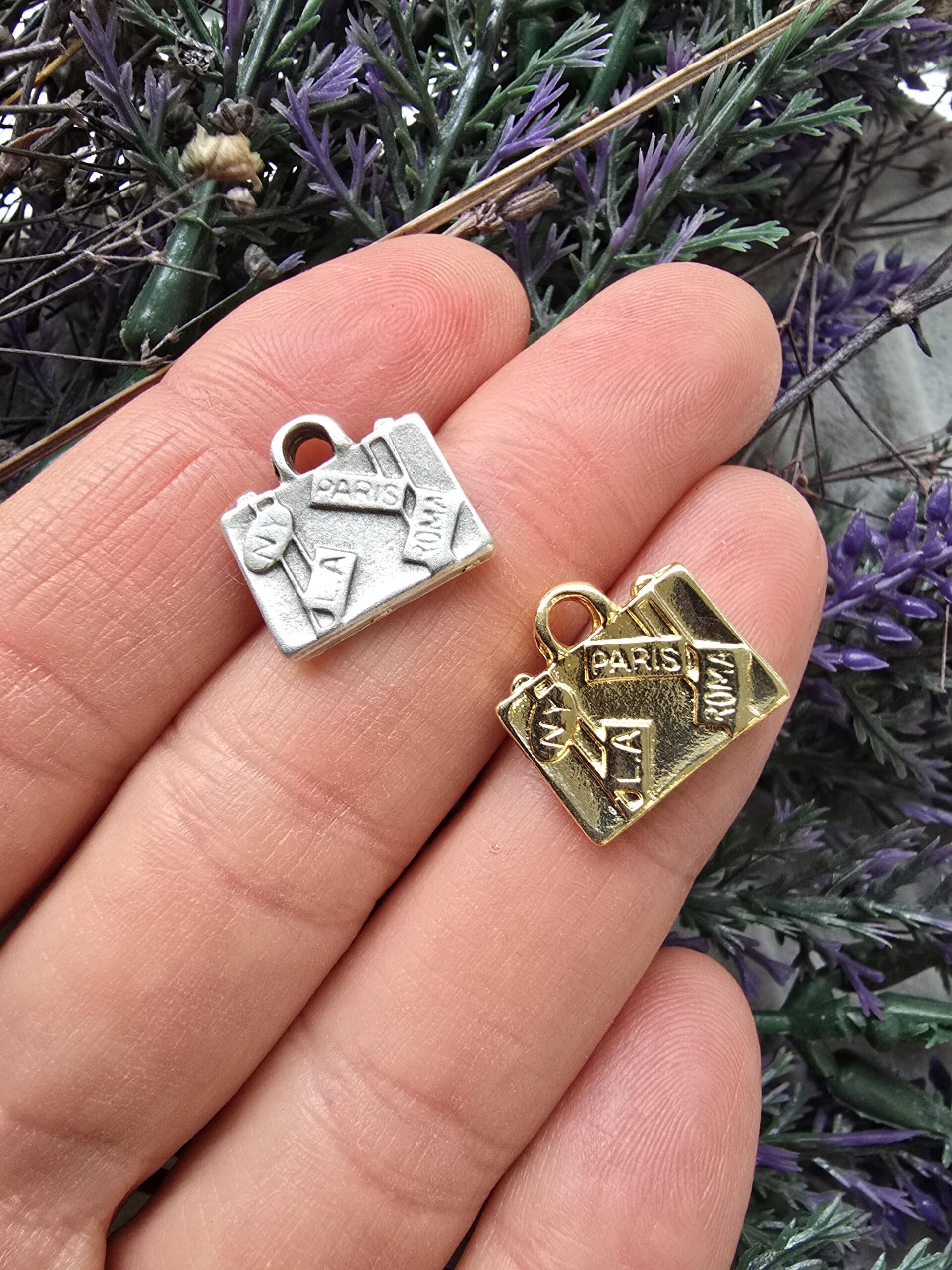 Bavul Carm Kolye Ucu