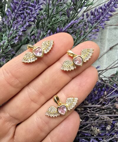 Kanatli Kalp Zirkon Tasli Charm