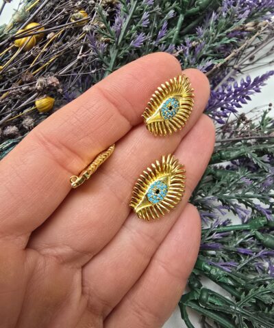 Alternative view of Göz Şekilli Charm