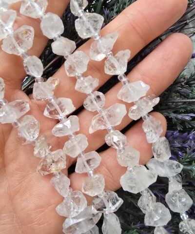 Alternative view of 10-14 MM Boncuklu Herkimer Diamont Taşı