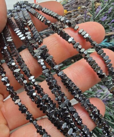 2x4 Mm Kosesiz Dikdortgen Hematit Tasi Fume