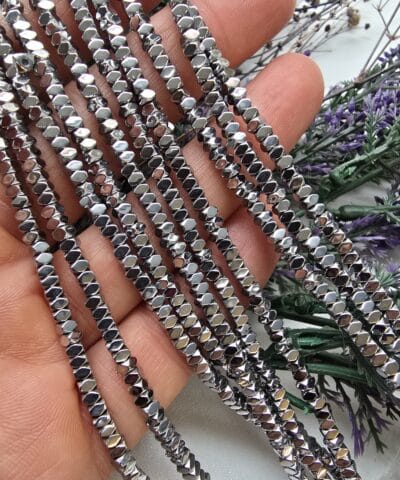 3x2 Mm Kosesiz Kare Hematit Tasi