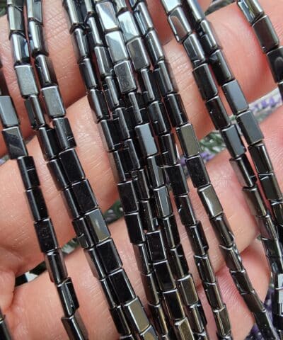 3x5 Mm Ucgen Hematit Tasi