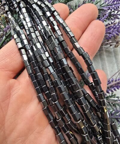 4x4 Mm Vida Dugum Gizleme Hematit Tasi Fume