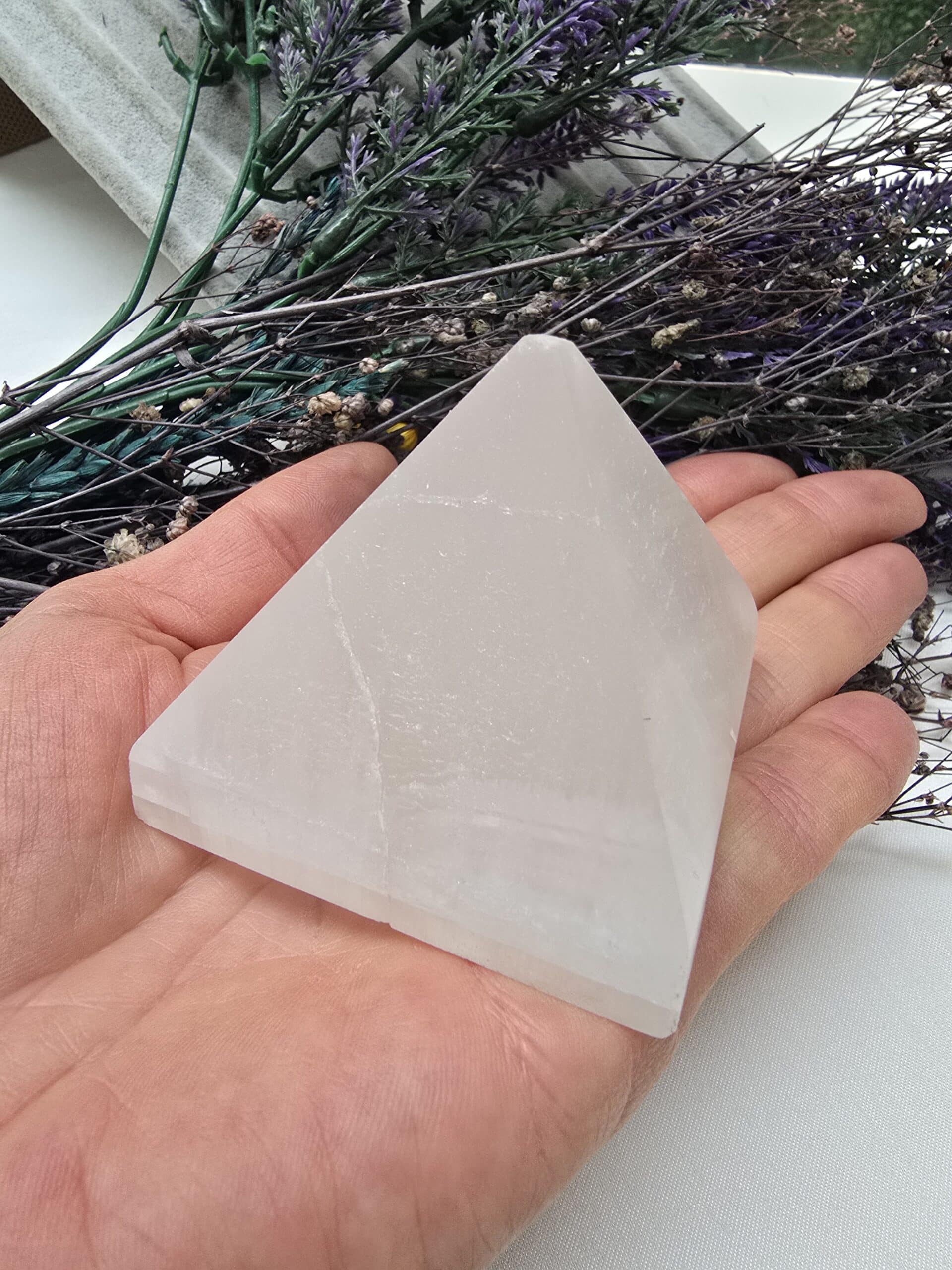 5 Cm Piramit Selenit Tasi 3