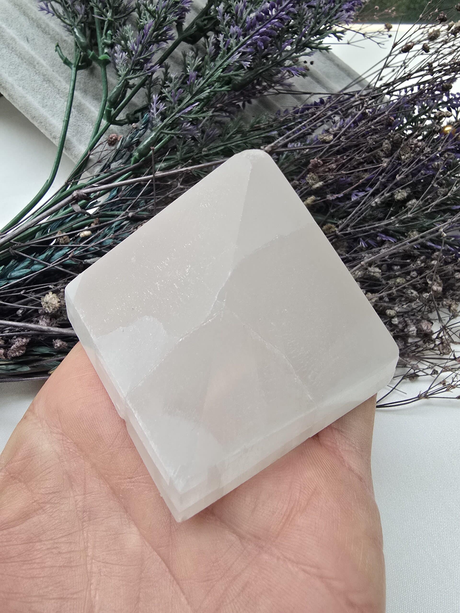 5 Cm Piramit Selenit Tasi 4