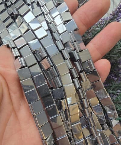 8 Mm Kanalli Kare Hematit Tasi 2
