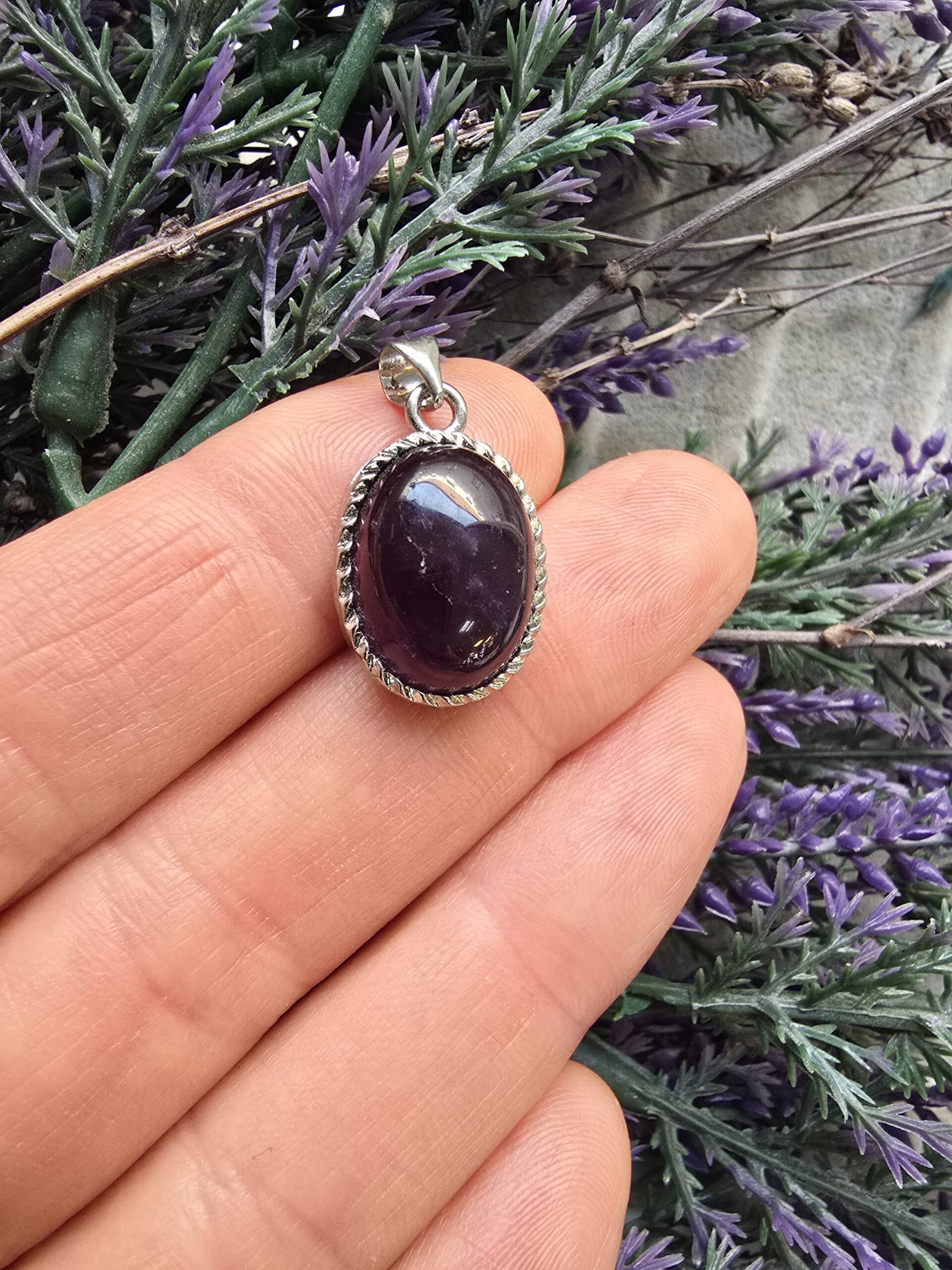 Aaa Oval Ametist Tasi Kolye Ucu