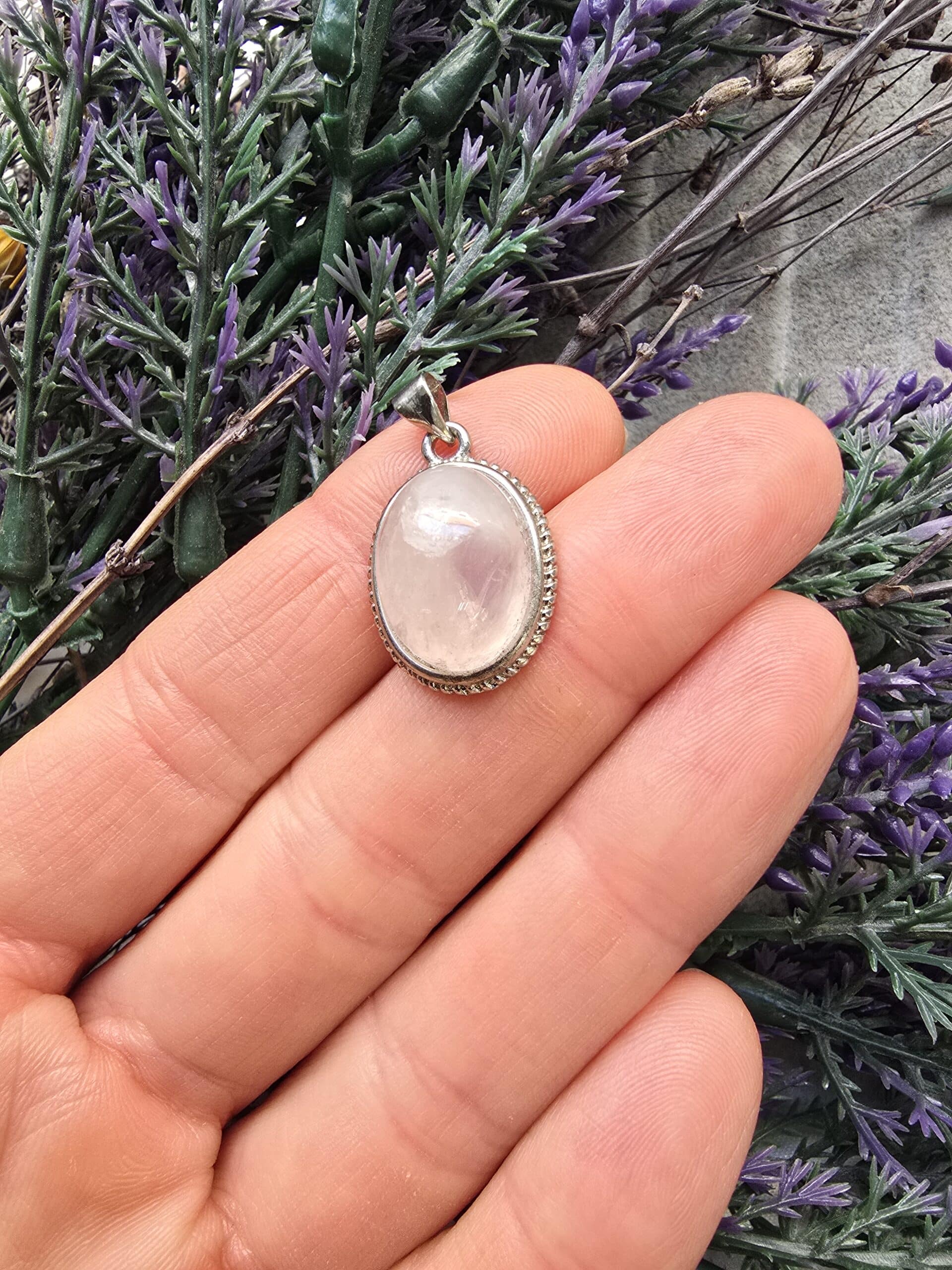 Aaa Oval Pembe Kuvars Tasi Kolye Ucu