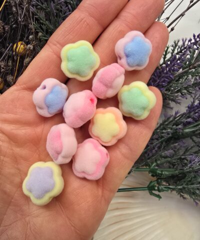 Cicek Sekilli Kadife Yuzeyli Renkli Boncuklar