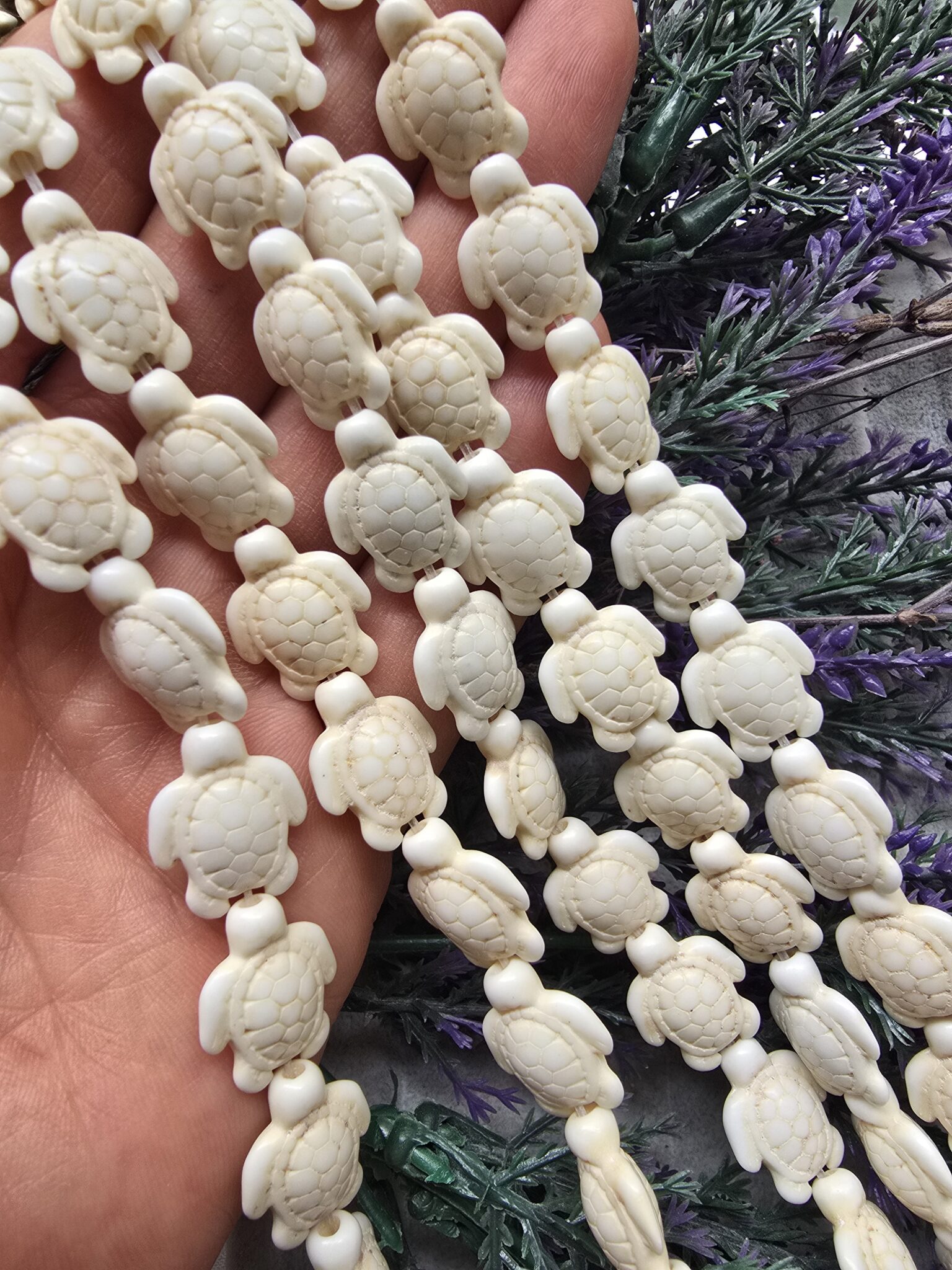 Kaplumbağa Beyaz Turkuaz Doğal Taş