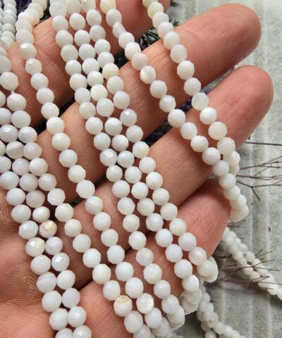 4 MM AAA Faset Küre Ay Doğal Taş