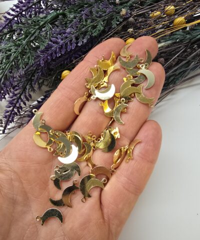 Alternative view of Ay Metal Pul Sallantı