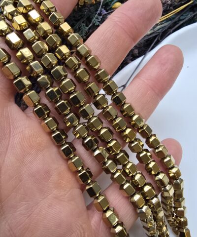 5x5 MM Vida Şekilli Hematit Taşı