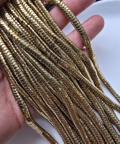 6 MM Oval Yarasa Şekilli Hematit Taşı - Gold