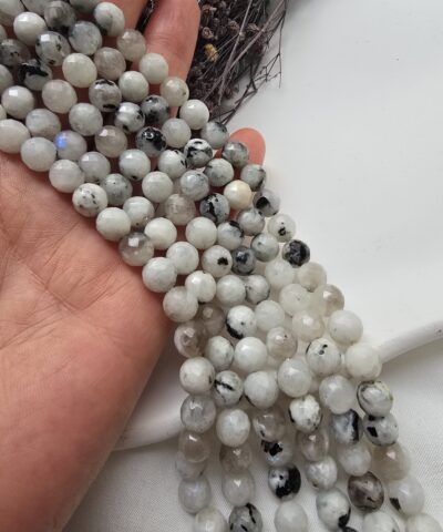 Alternative view of 8 MM AAA Faset Küre Ay Doğal Taşı