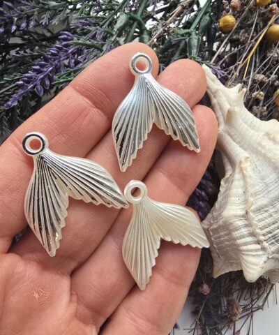 3 CM Sedef Gümüş Akrilik Balina Kuyruğu