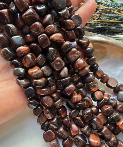 İri Koyu Kahve Kaplan Gözü Amorf Şekilli Doğal Taş