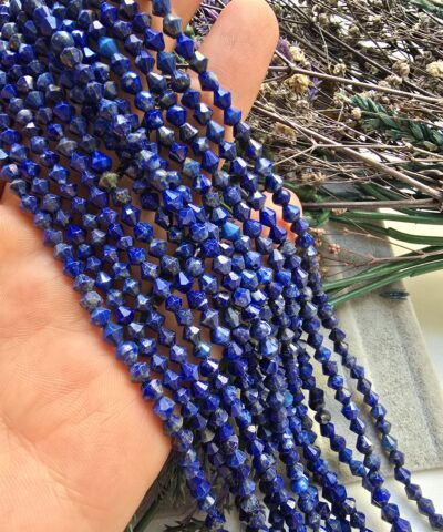 4 MM Piramit Lapis Taşı