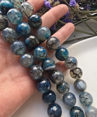 16 MM Küre Siyah Damarlı Mavi Akik Taşı