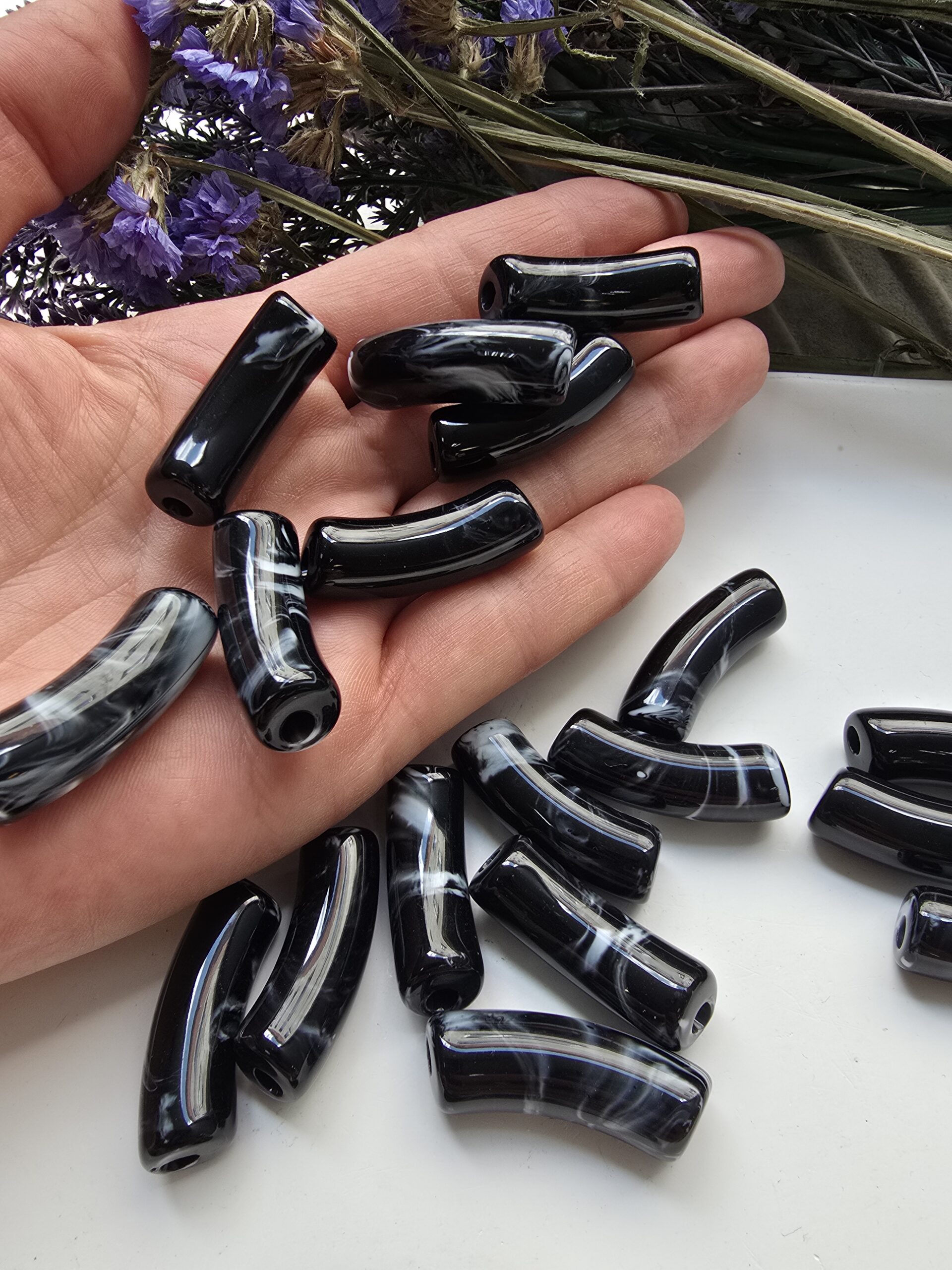 11x33 MM Siyah Eğik Boru Kemik Jelibon Renkli Akrilik Bileklik ve Kolye Boncukları