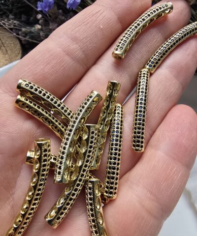 30 MM Siyah Taşlı Altın Renk Kasalı Eğik Silindir