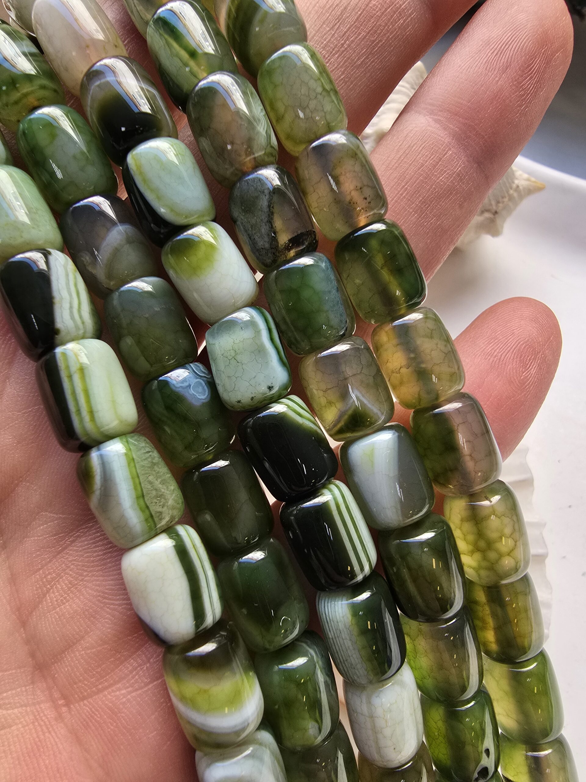9x11 MM Kesme Silindir Parçalı Haki Yeşili Akik Taşı