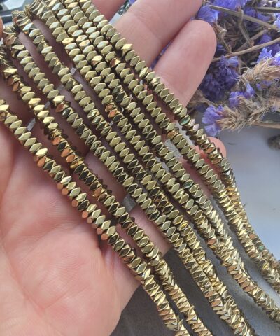 4x2 MM Gold Faset Kesim Kare Hematit Taşı