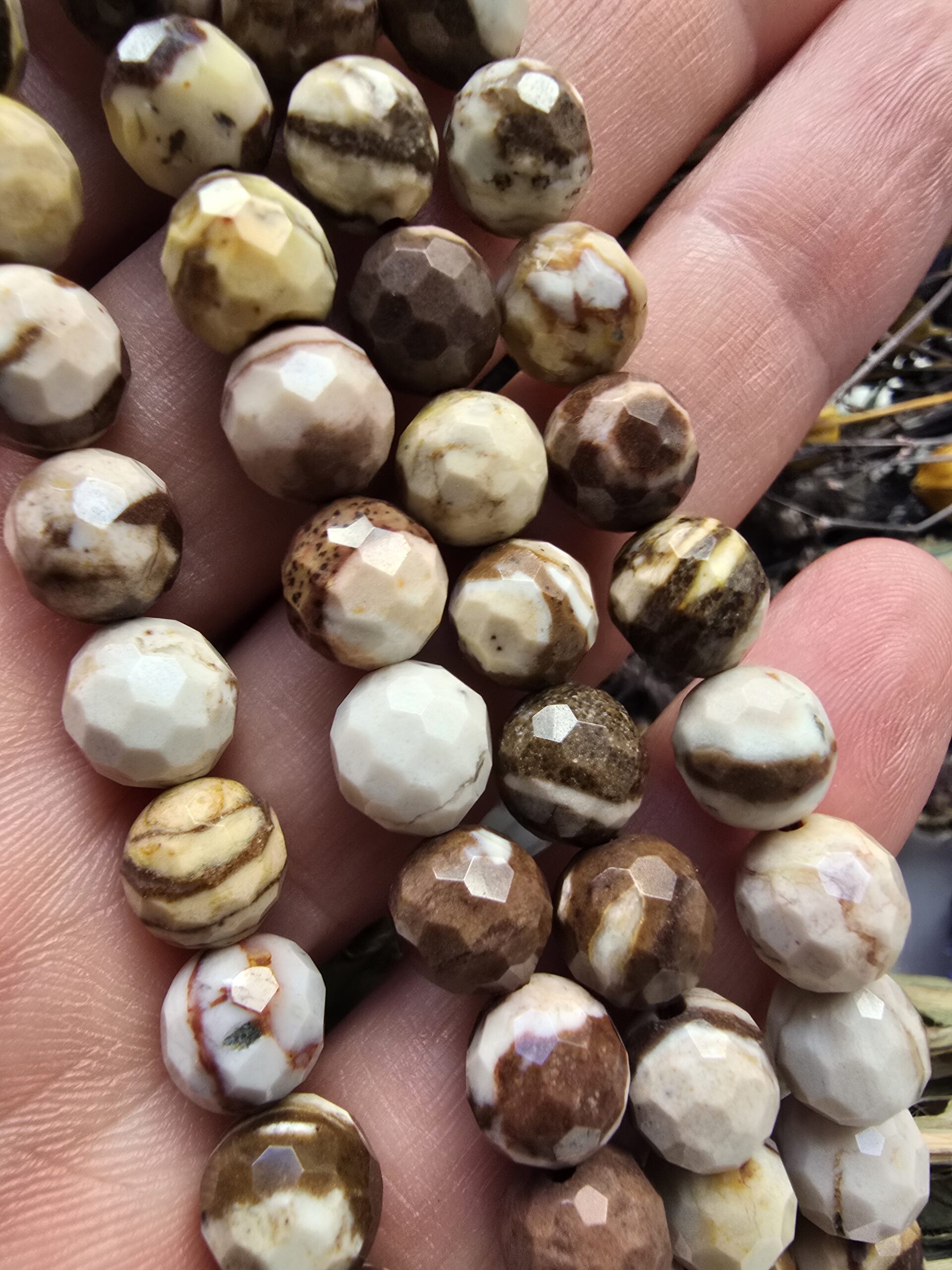 8 MM Faset Kesim Zebra Jasper Taşı