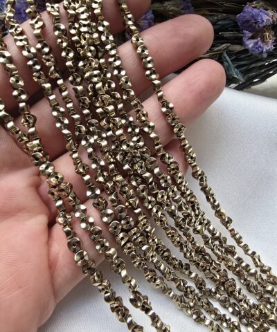 4x2 MM Eğik Çiçek Desenli Soft Gold Hematit Doğal Taş