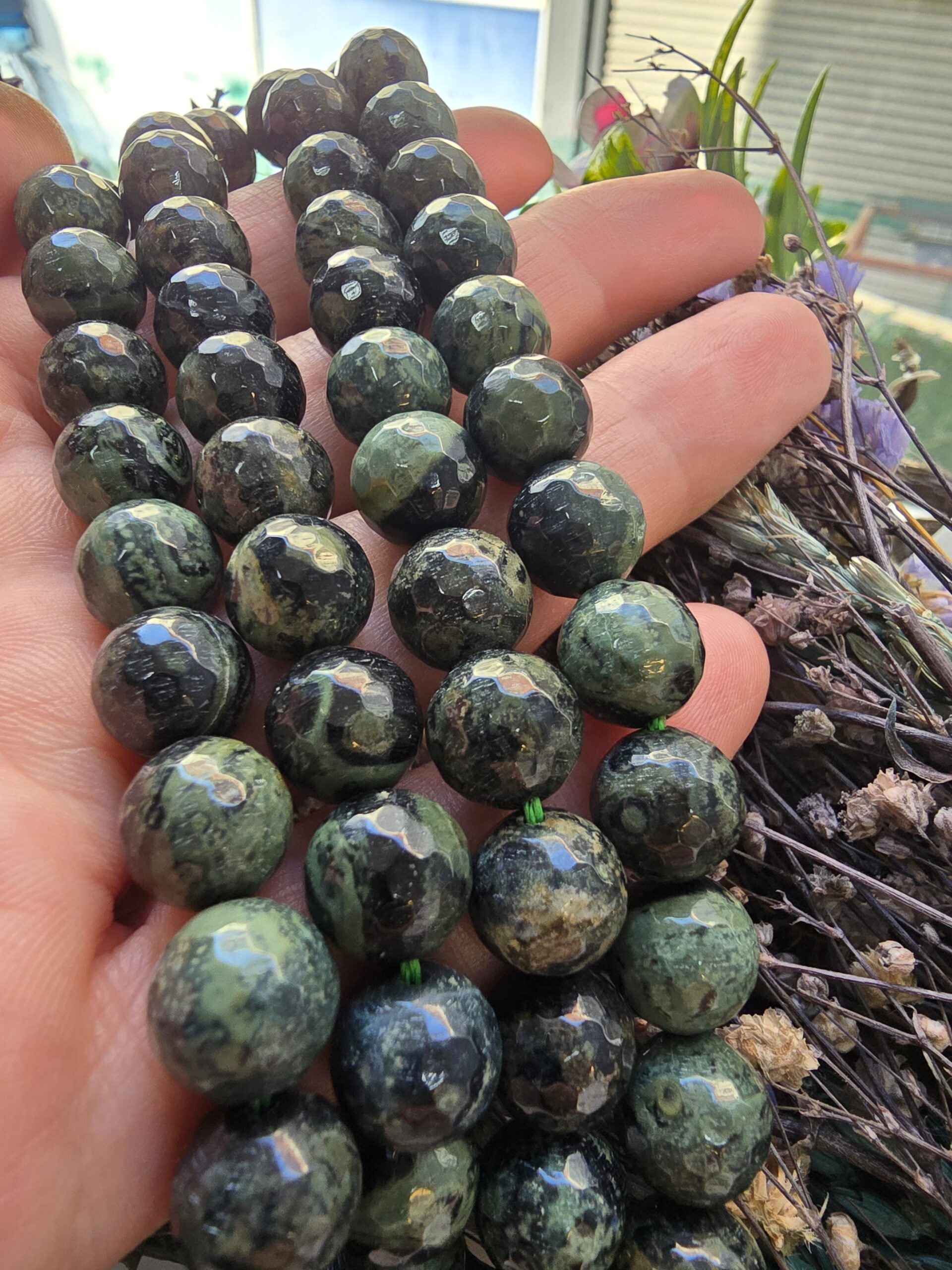 10 MM Faset Serpantin (Yılan) Doğal Taş Dizi