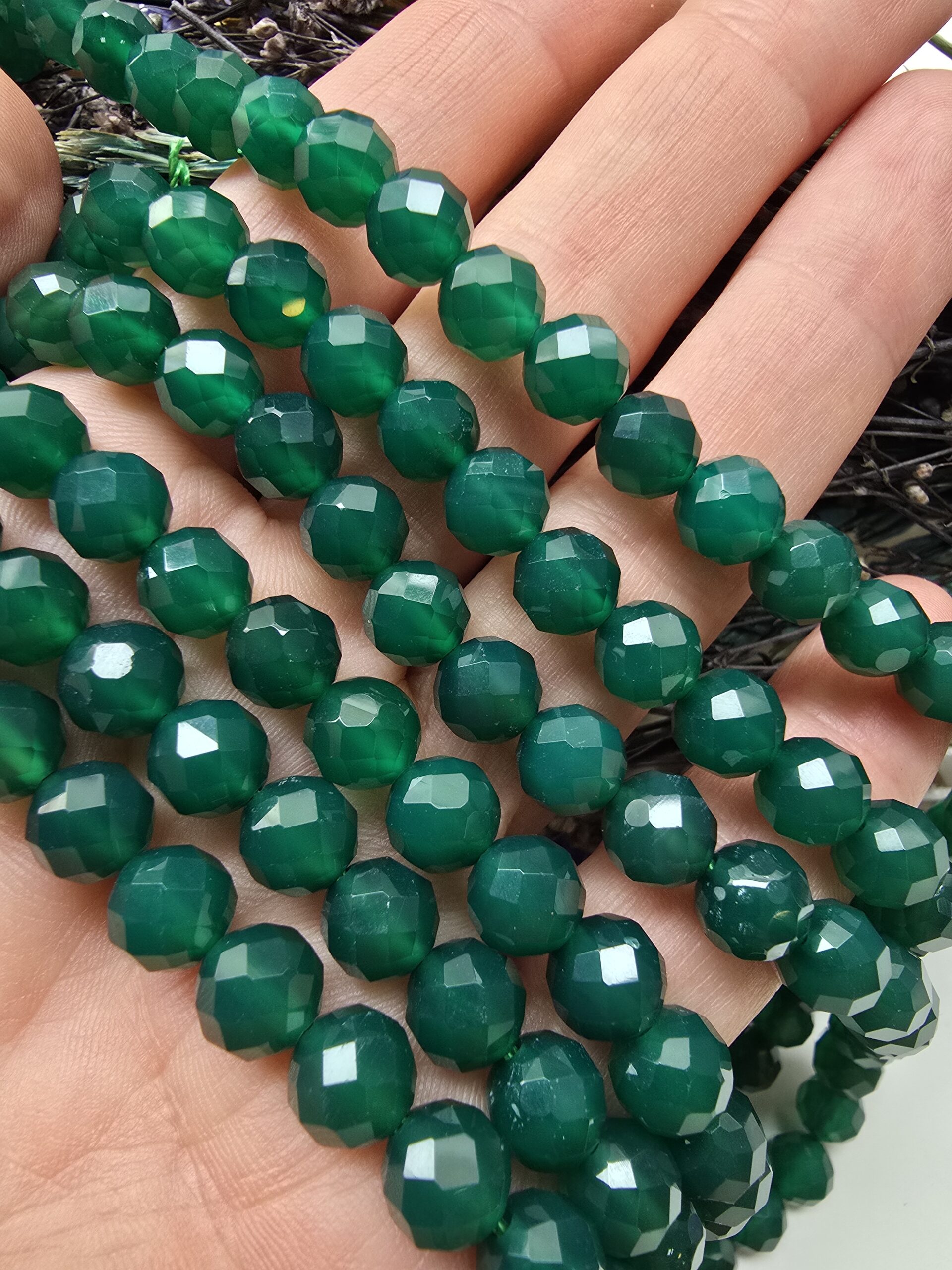 8 MM AAA Faset Yeşil Akik Taşı