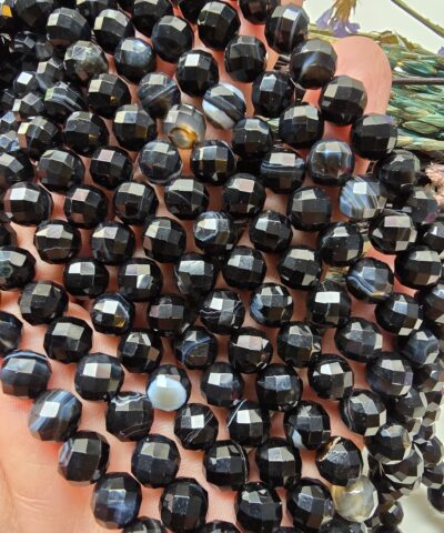 8 MM AAA Faset Siyah Madagaskar Akik Taşı