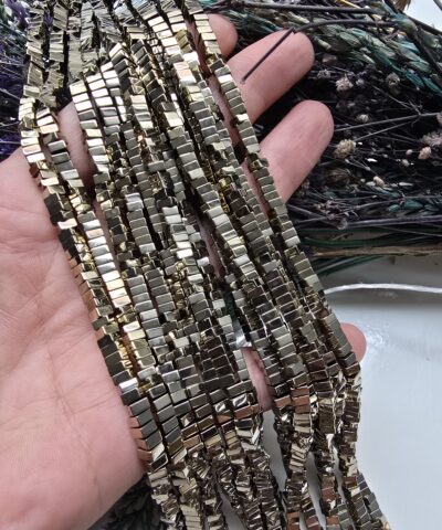 Alternative view of 4x2 MM Kare Soft Gold Hematit Doğal Taş