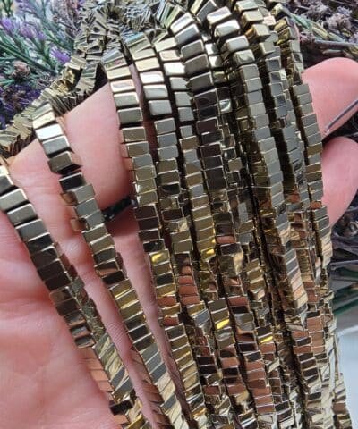 4x2 MM Kare Soft Gold Hematit Doğal Taş - Görsel 3